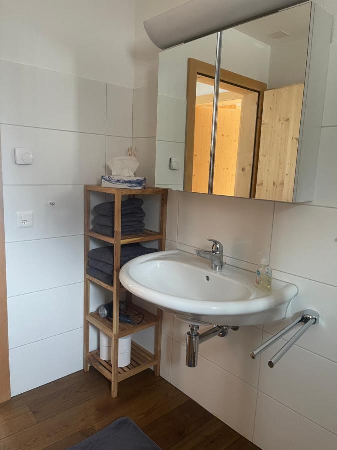 Ferienwohnung Mit Idyllischer Aussicht كلوسترز المظهر الخارجي الصورة